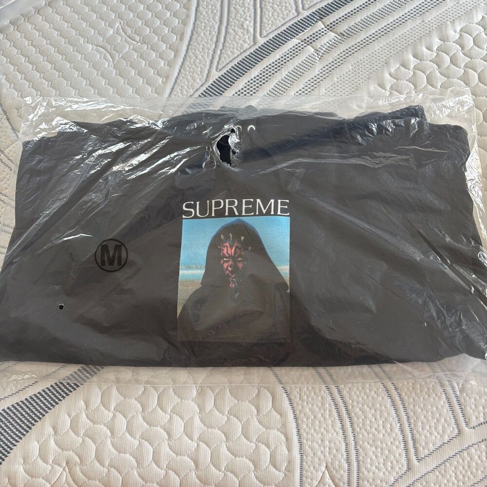NIP Supreme Star Wars Darth Maul Hooded Sweatshirt Black Medium FW26 Box Logo